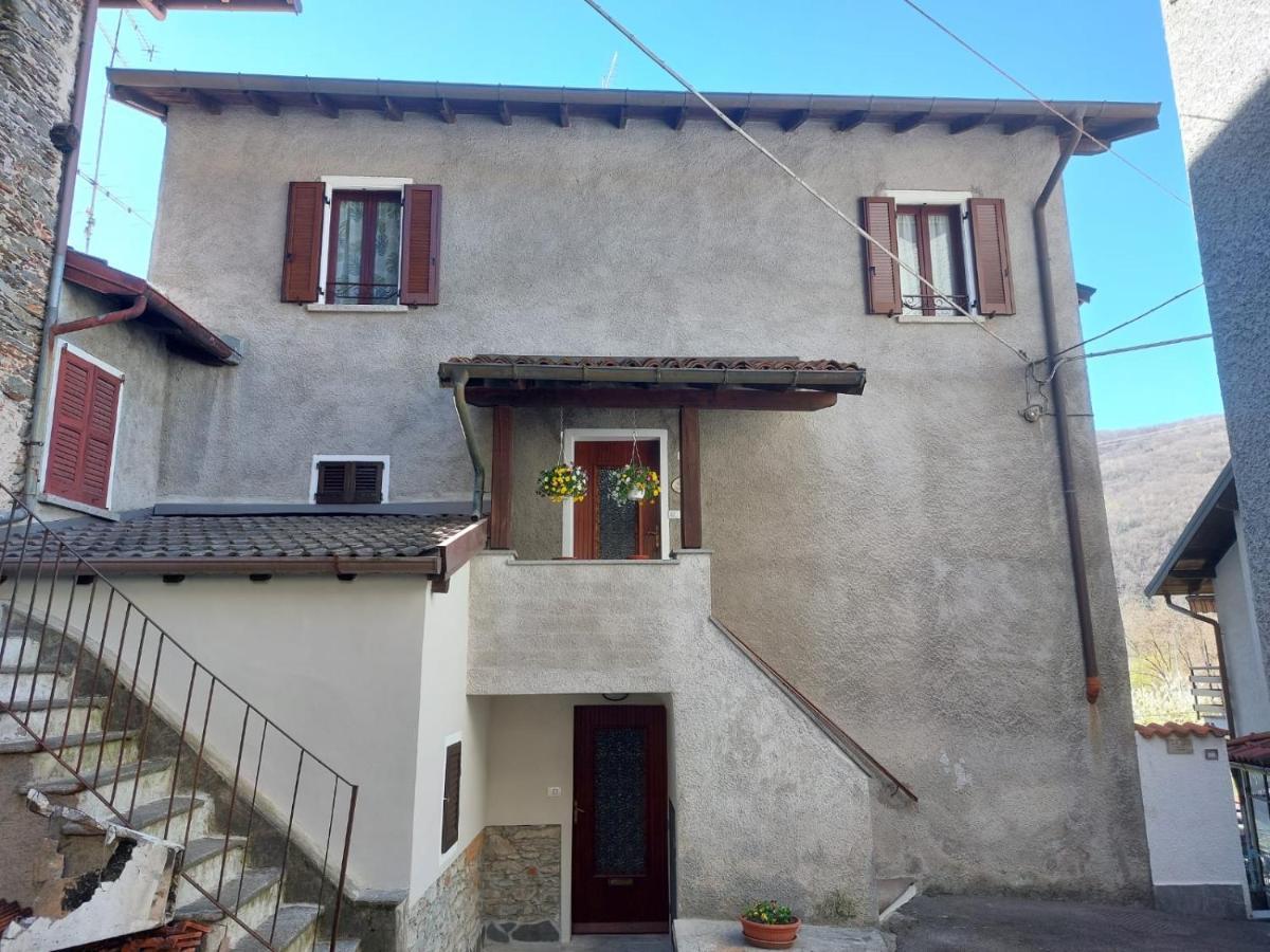 Casa Sassello - Appartamento Menta Dumenza Екстериор снимка