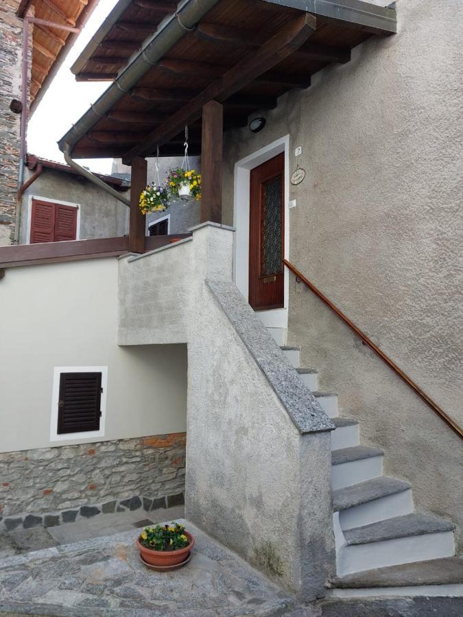Casa Sassello - Appartamento Menta Dumenza Екстериор снимка